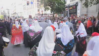 Madrid se rinde ante la tradición en la procesión de San Isidro