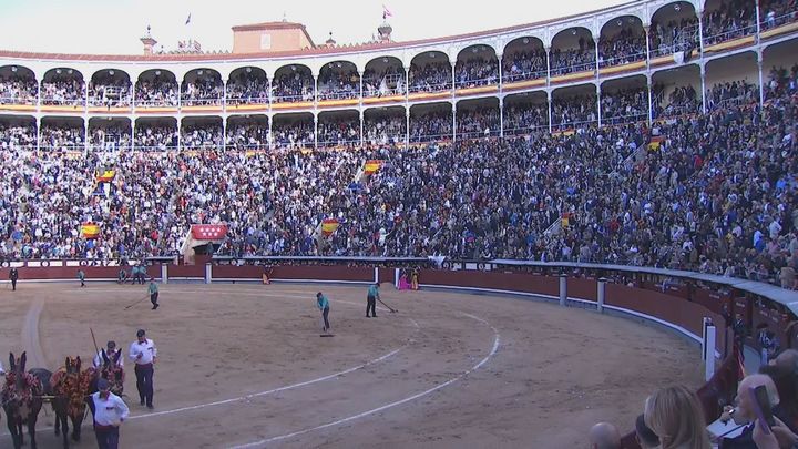 Lleno en la plaza de toros de Las Ventas