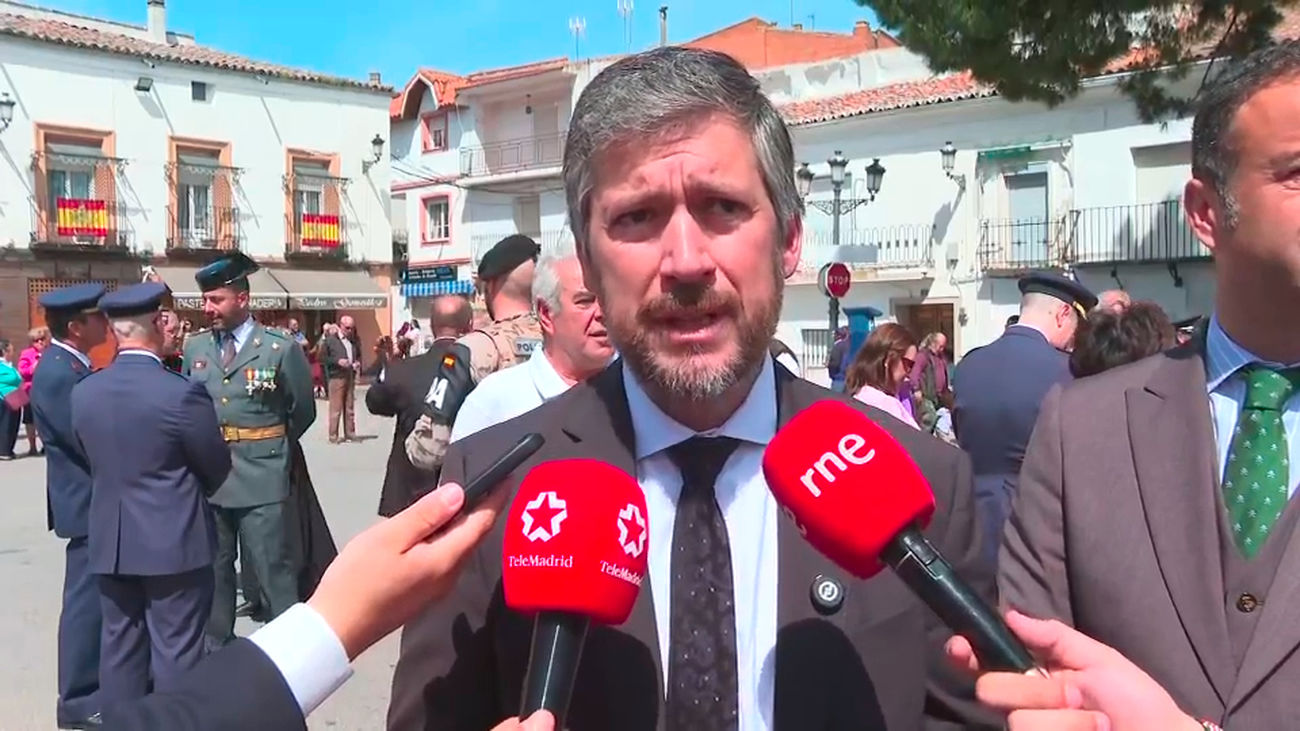 La Comunidad critica que que Moncloa sirva de "centro de negocios familiar" de Sánchez