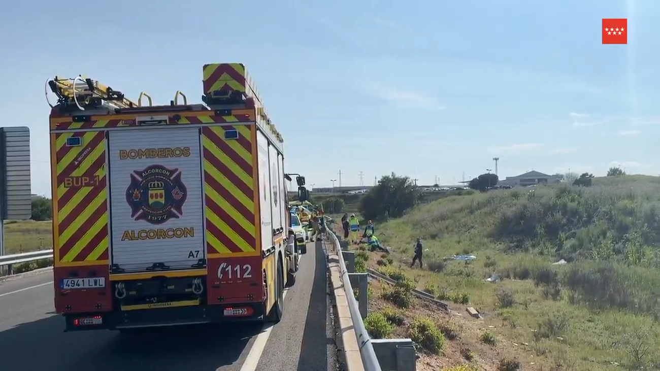 Muere un conductor de 44 años tras salirse su furgoneta de la M-506 en Alcorcón