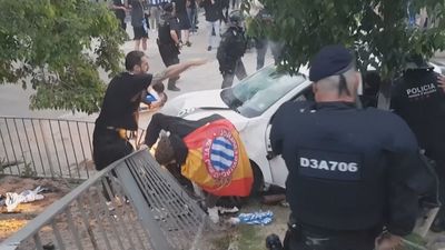 En libertad y sin carné la conductora del atropello múltiple ante el estadio del Espanyol
