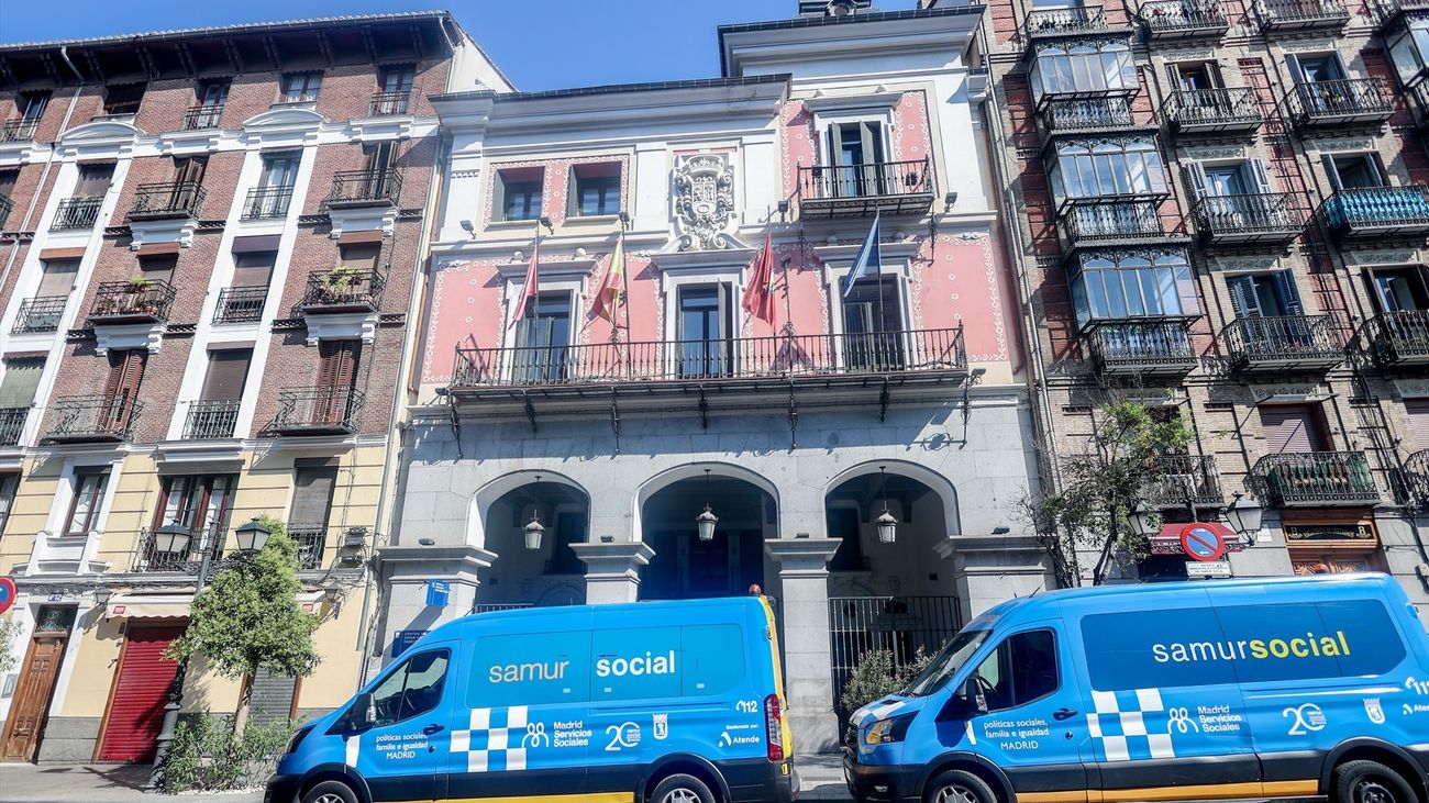 El Ayuntamiento de Madrid da un plazo de un mes al Gobierno para atender a solicitantes de asilo