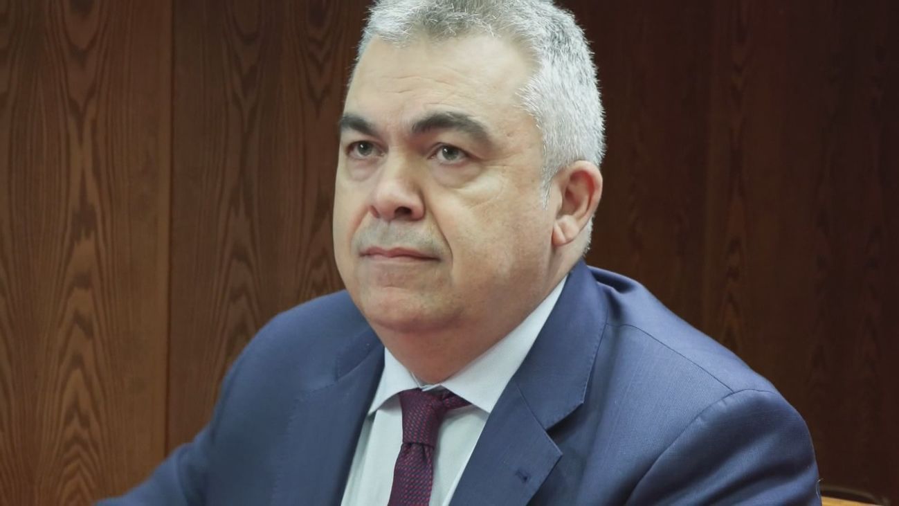 Santos Cerdán señalado por el cobro de comisiones por presuntas adjudicaciones de obra pública a Acciona