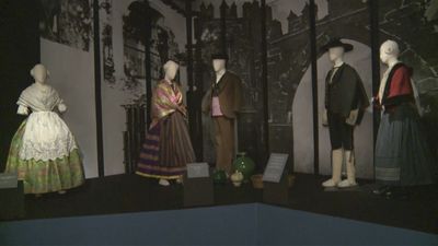 El Museo del Traje rinde homenaje a su historia con 'Raíces'