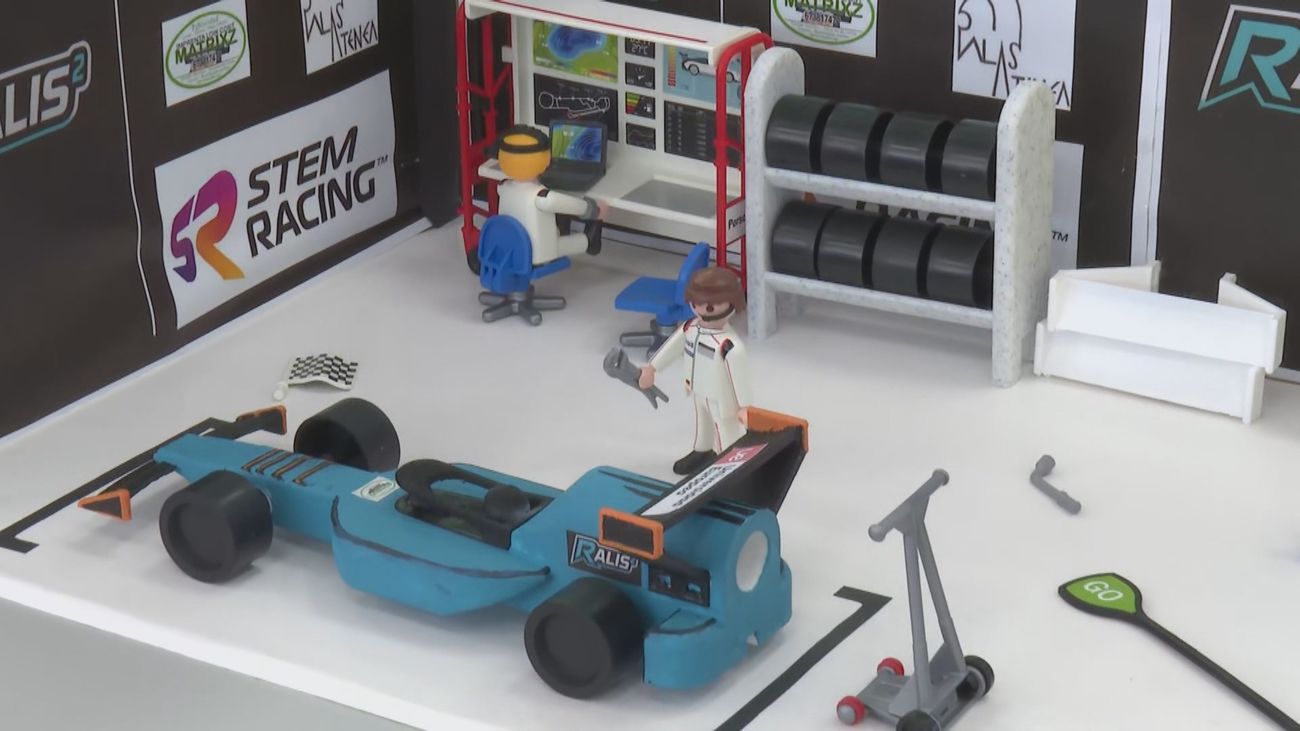 Estudiantes de una treintena de centros de Madrid participan en el MadCup de la Fórmula 1