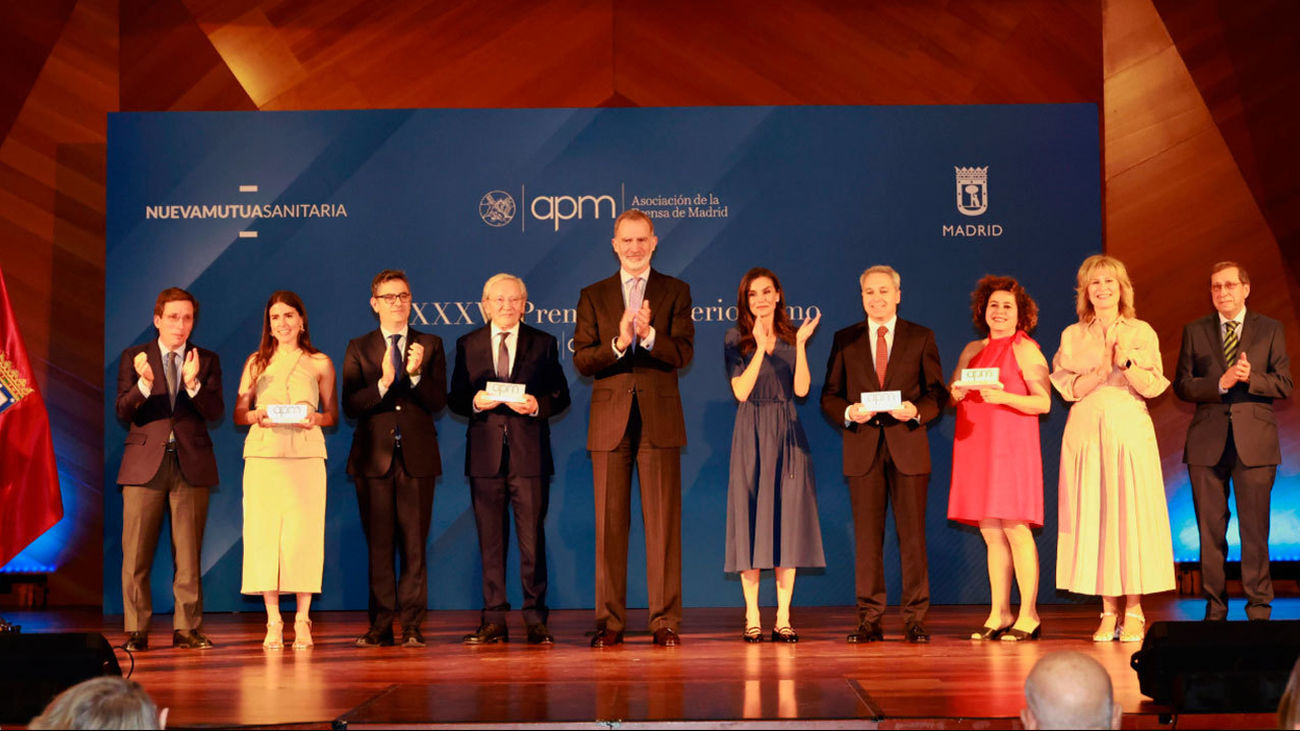 El Rey reivindica el periodismo libre e independiente en tiempos de discursos extremos