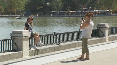 Miércoles con calor de verano en Madrid con máximas de 30 grados