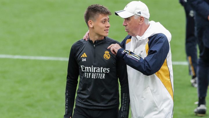 Guler y Ancelotti / EFE