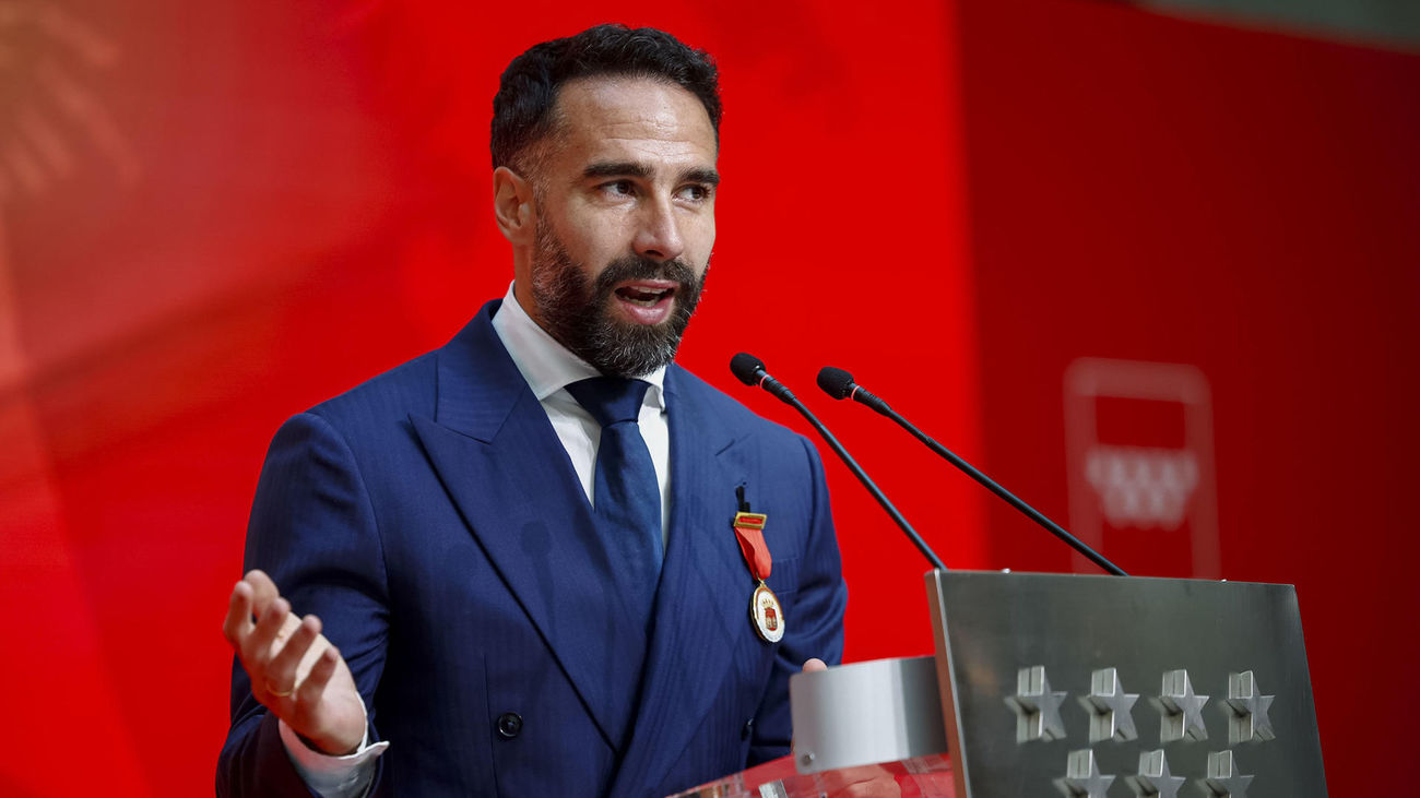 Carvajal recibe de Ayuso la Medalla de Oro de la Comunidad de Madrid: “Un honor absoluto”