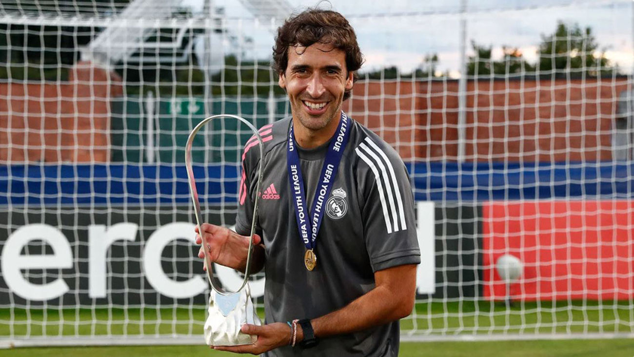 Raúl no seguirá como entrenador del Castilla