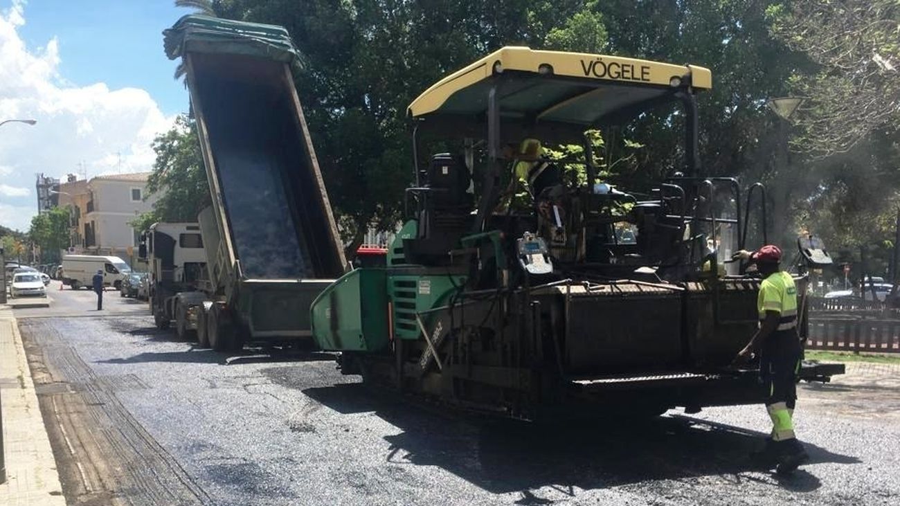 Trabajos de asfaltado durante los meses de calor