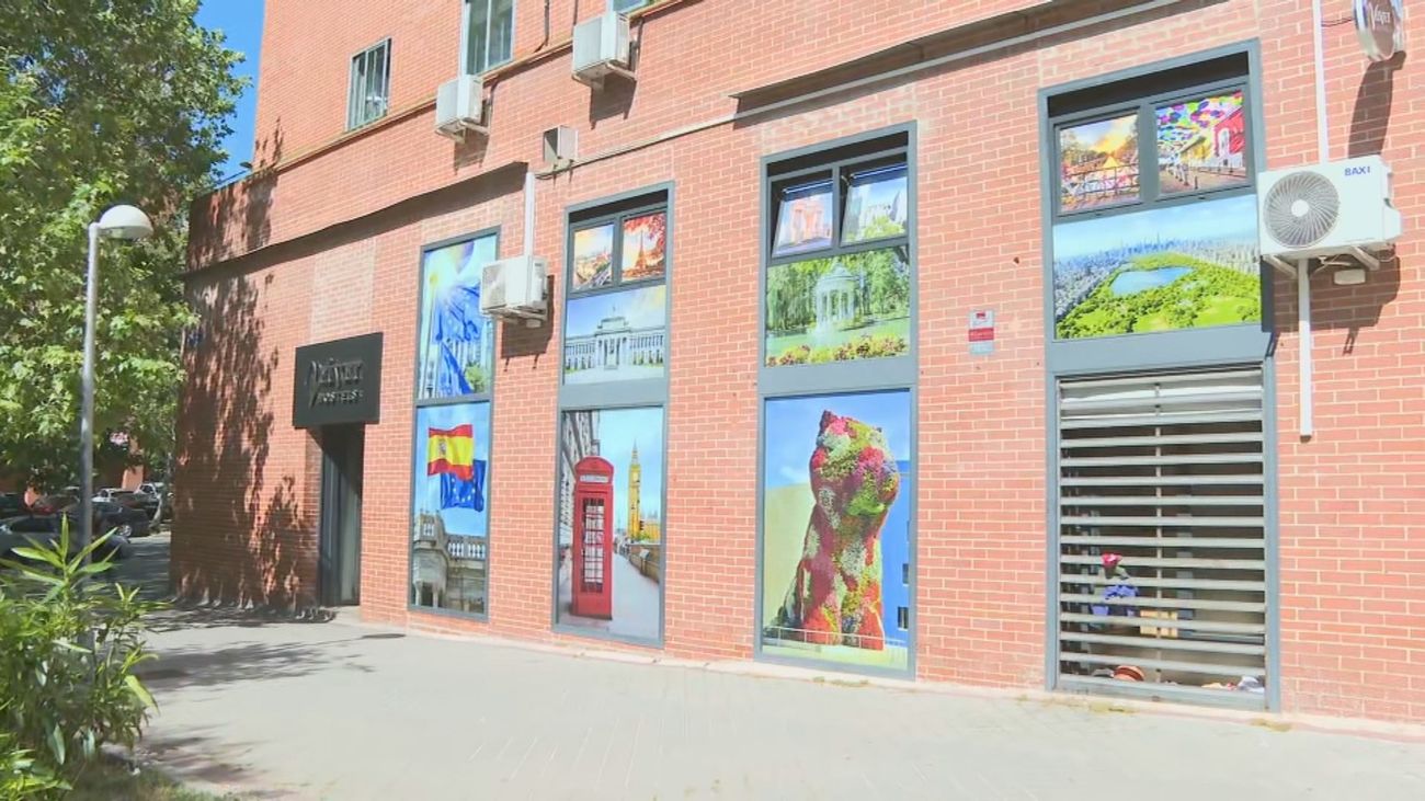 Polémico realojo de inmigrantes en 'hostels' de Puente de Vallecas y Parque de las Avenidas