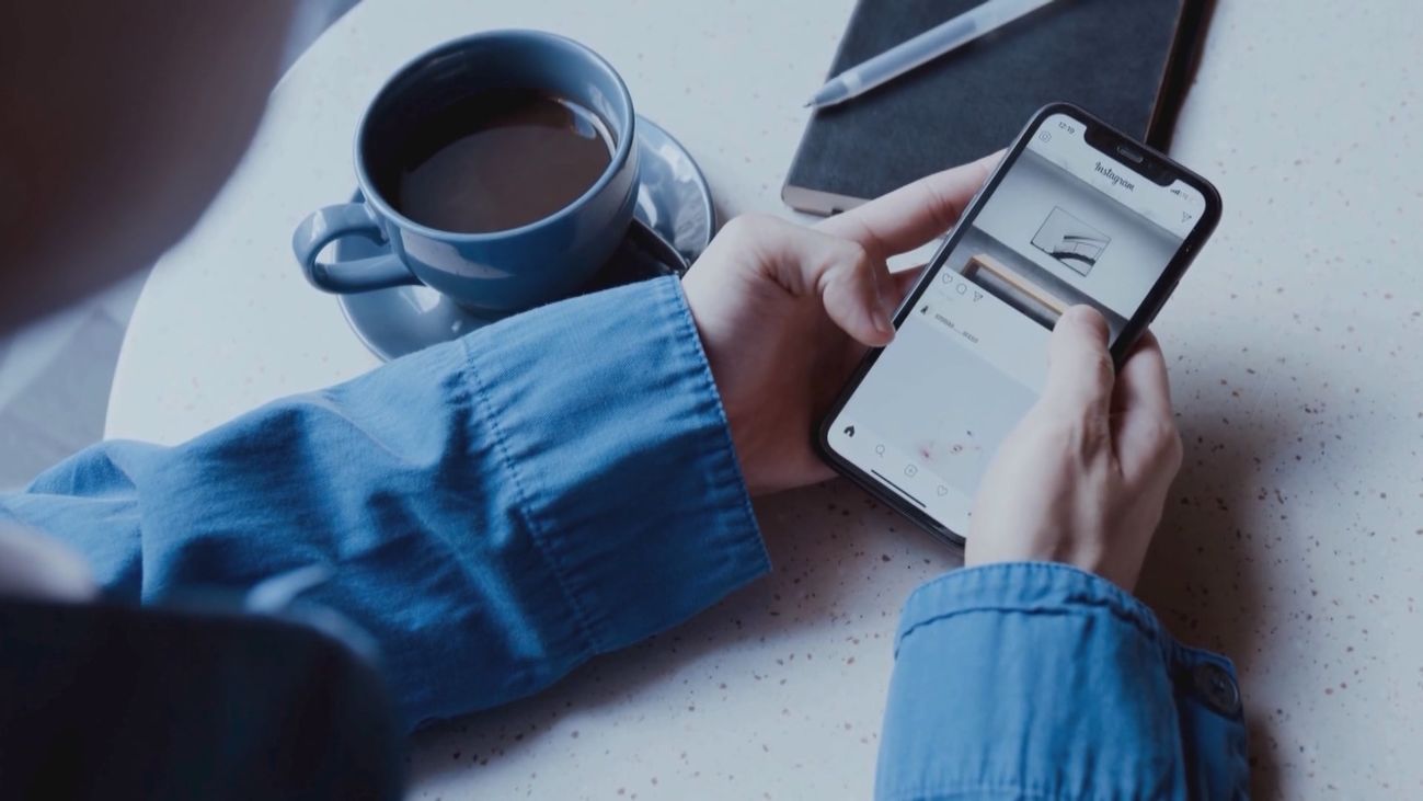 Meta comienza a recopilar datos de usuarios de sus redes sociales para entrenar su IA