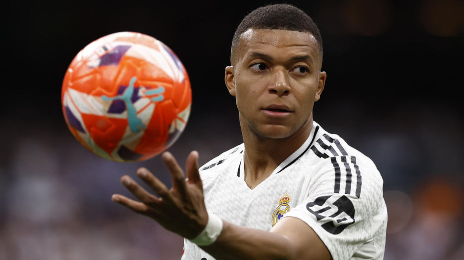 El Real Madrid confirma el esguince de rodilla de Mbappé