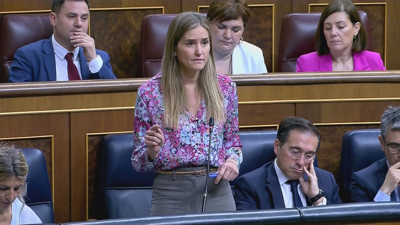 Aagesen tacha de "falso" y "bulo" que el apagón fuera por  sus  "experimentos" con renovables