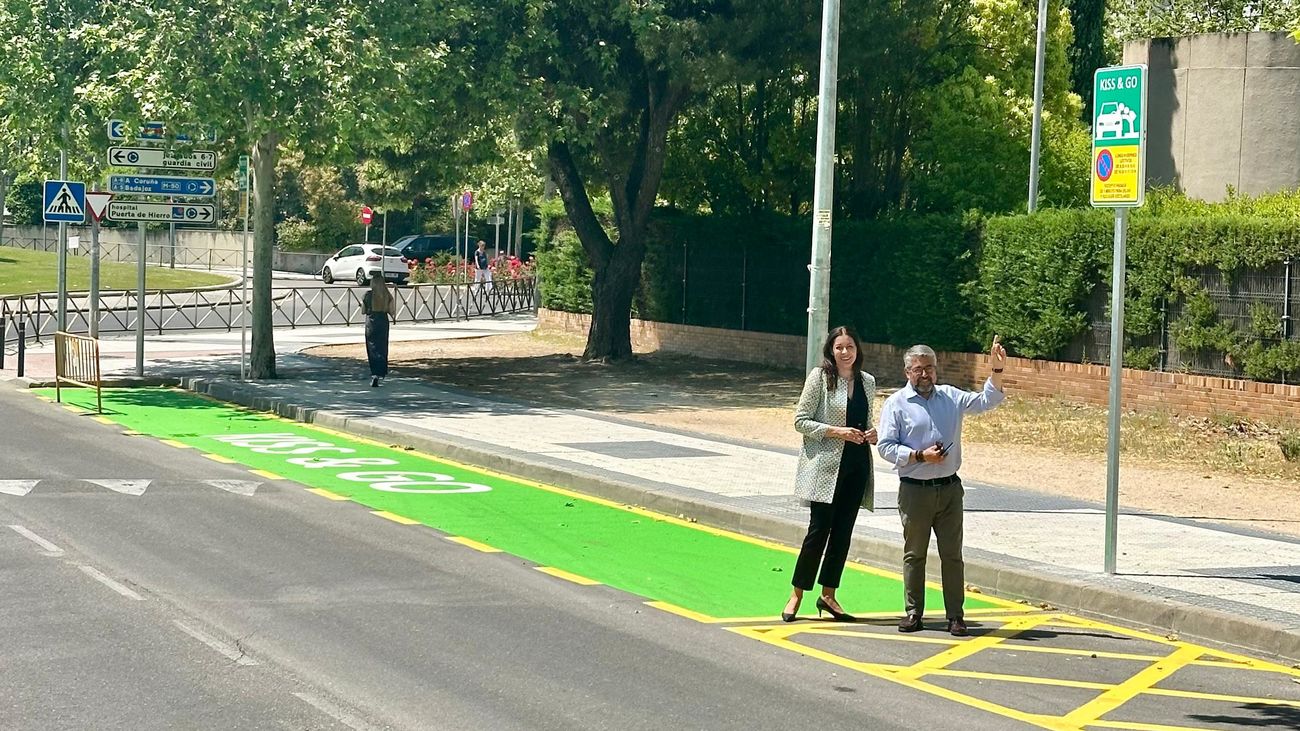 Majadahonda pone en marcha las zonas escolares 'kiss and go'