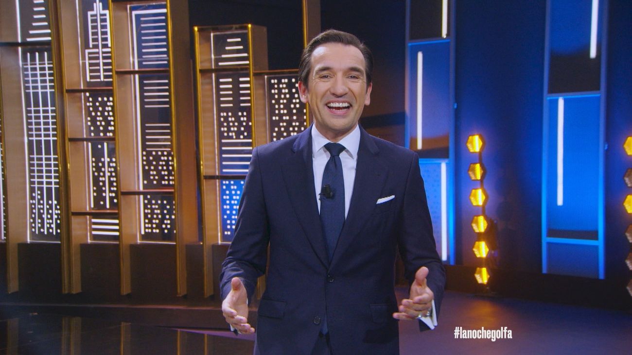 Miguel Lago dispara con ironía sobre el calor, las comuniones y los escándalos políticos