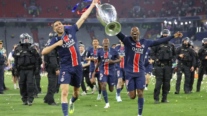 Ousmane Dembele y  Achraf Hakimi / EFE