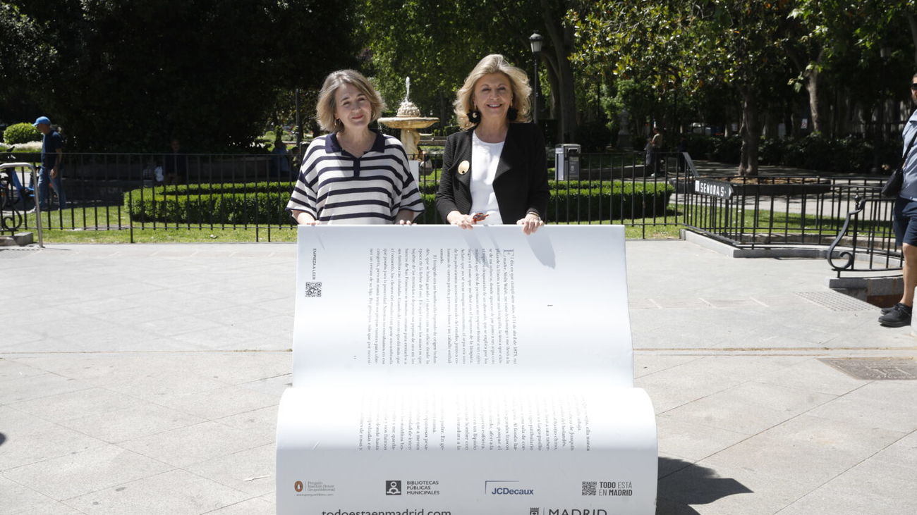 Madrid se llena de bancos-libro en una nueva edición de ‘El libro que tienes en tu cabeza’