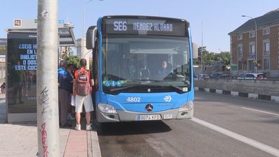 Autobuses gratuitos de la EMT cubren el tramo de la L6 de Metro cerrado por obras