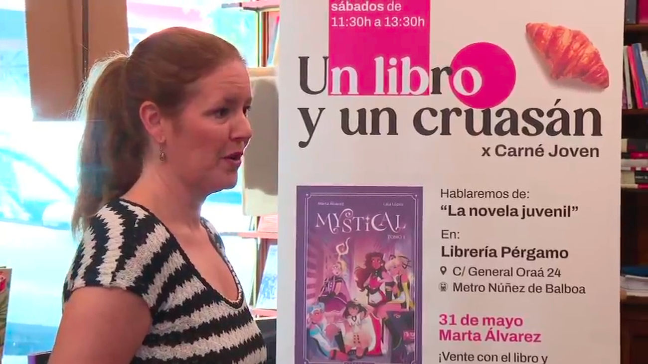 La propuesta 'Un libro y un cruasán' acerca la lectura a los jóvenes como alternativa a las pantallas