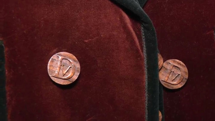 Botones madera / Redacción