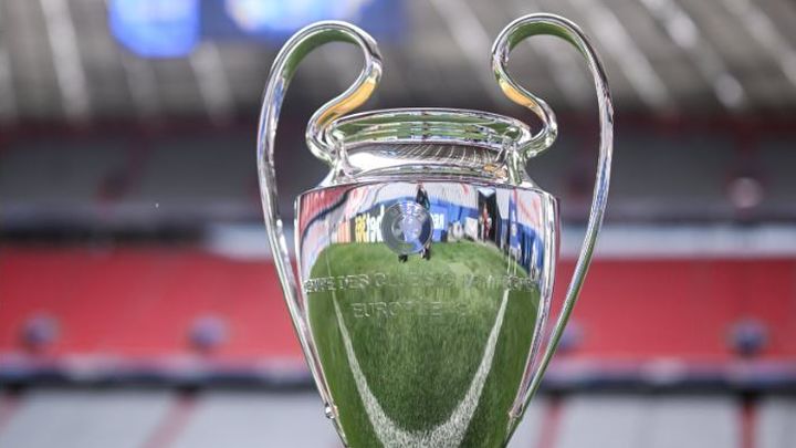 Benfica-Real Madrid y Brujas-Atlético, en los 'playoffs' de la Champions