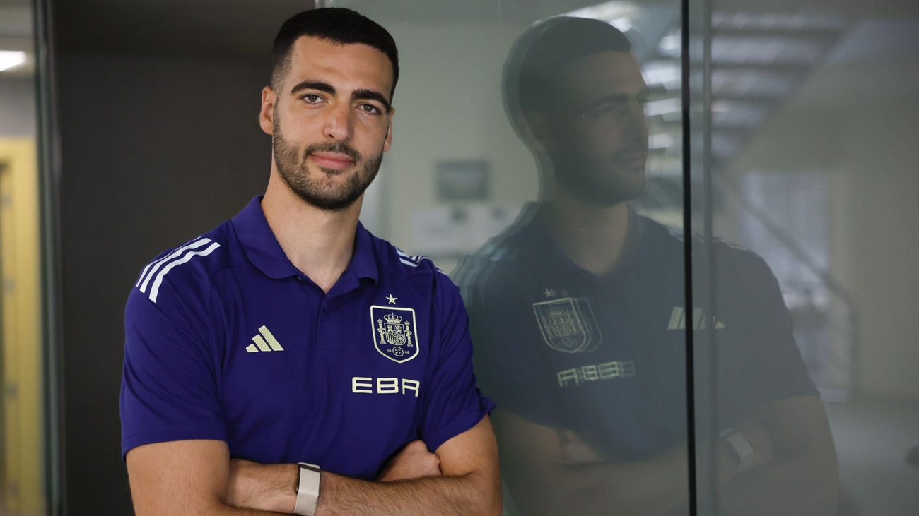 Mikel Merino: "Xabi Alonso está más que preparado para la presión del Real Madrid"