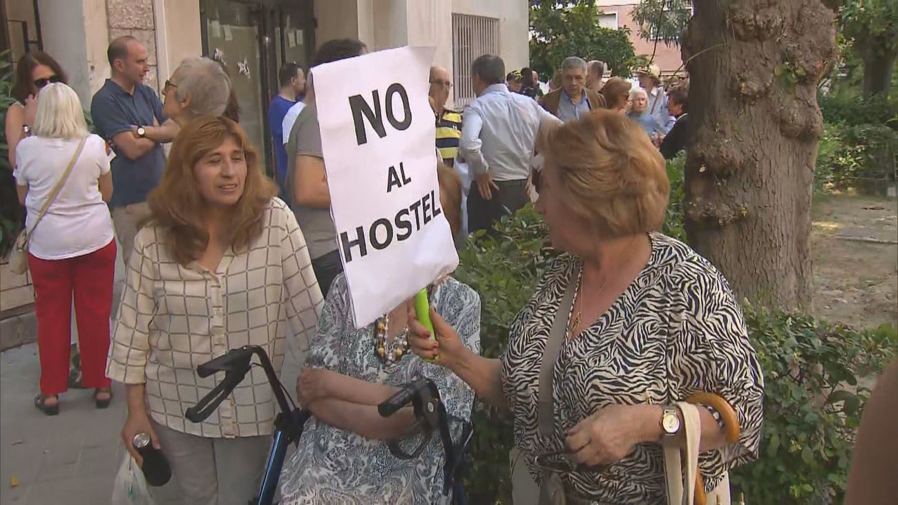 Almeida reitera que no permitirá que el hostel del Parque de las Avenidas se convierta en un centro de refugiados