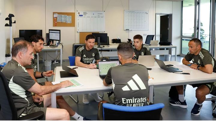 El cuerpo técnico de Xabi Alonso / REAL MADRID