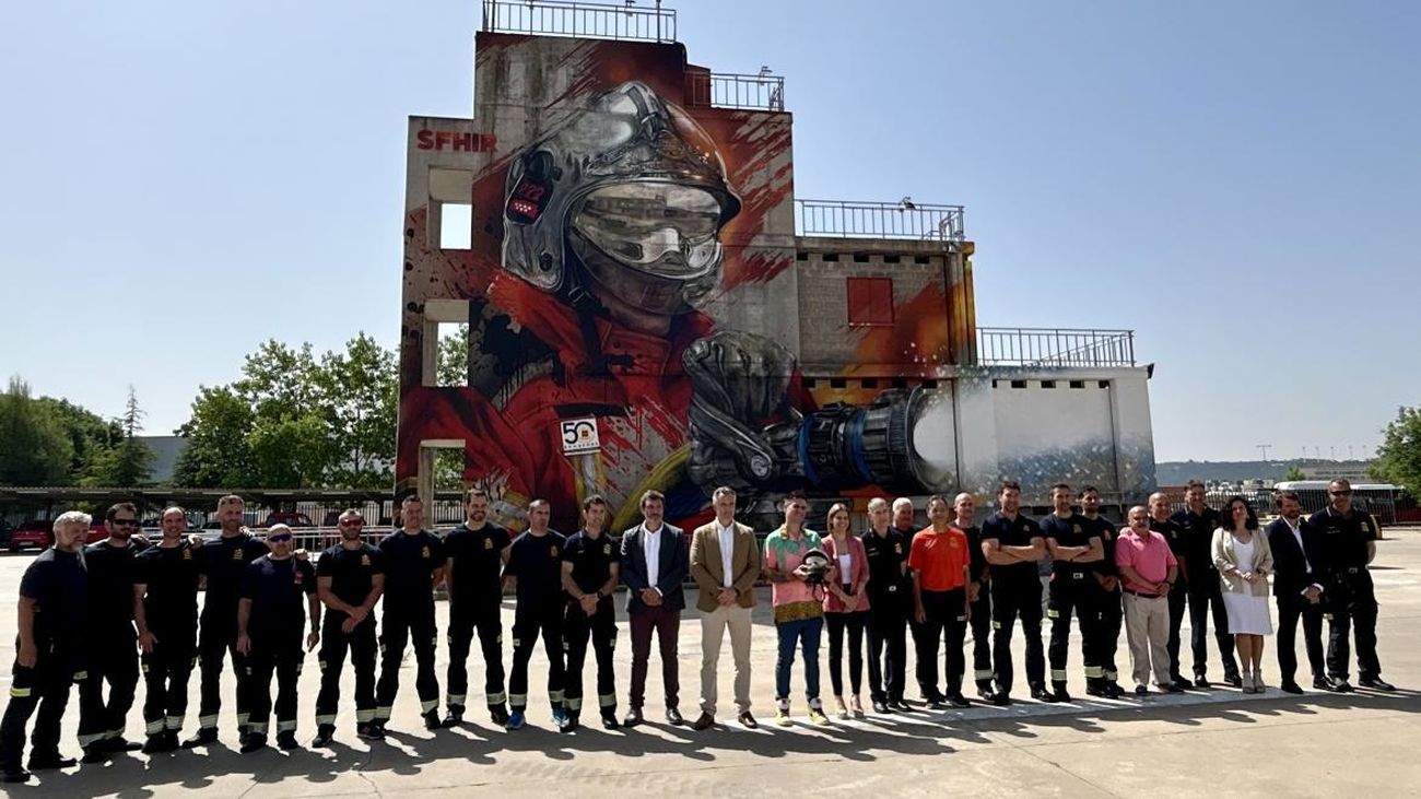 Bomberos: 50 años protegiendo Alcalá, su comarca y un mural para celebrarlo