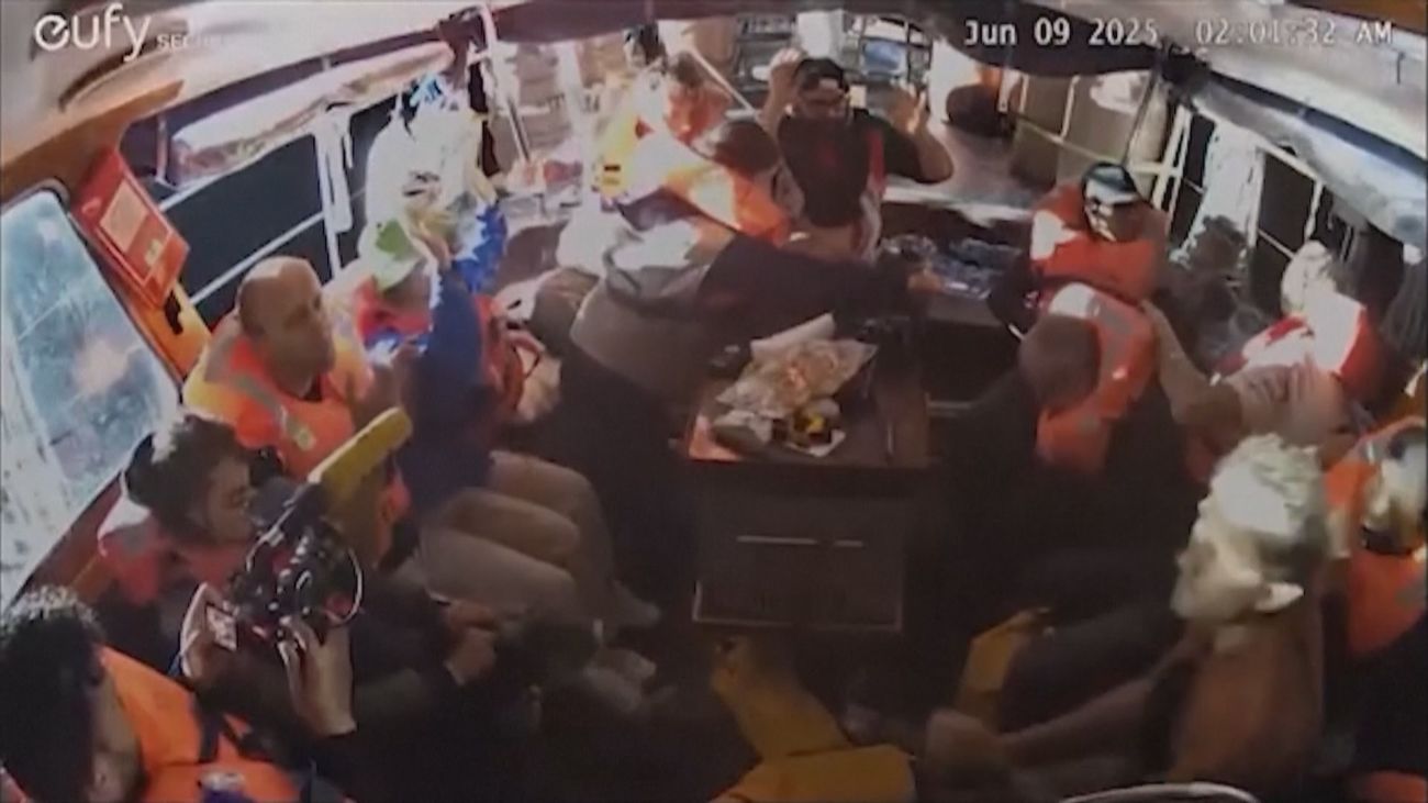 Israel intercepta un barco de la 'Flotilla de la Libertad' que intentaba llevar ayuda humanitaria a Gaza