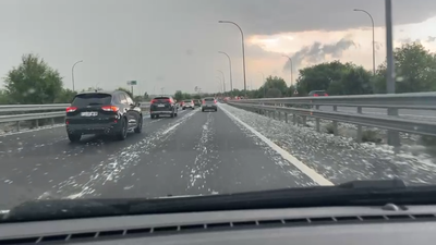 Tormenta en Madrid: granizos "como pelotas de ping pong" sorprenden a los madrileños