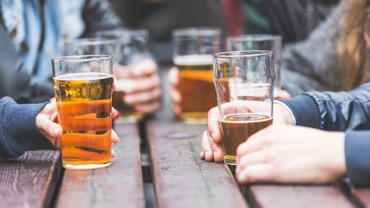 El alcohol, la adicción que más se trata en los centros madrileños de atención a dependientes