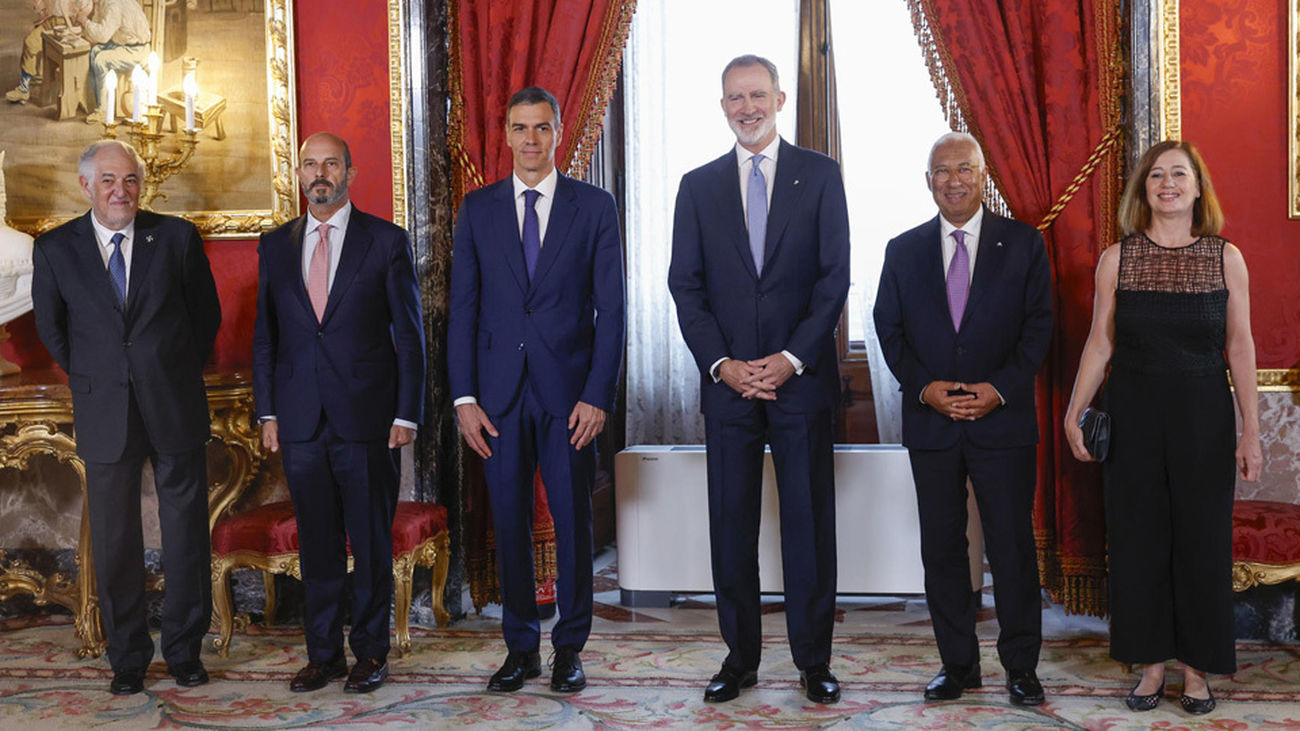 El Rey pide no "desandar el camino" y que "divisiones y conflictos" debiliten a la Unión Europea