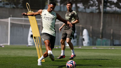 Trent, Huijsen y los internacionales, a las órdenes de Xabi Alonso