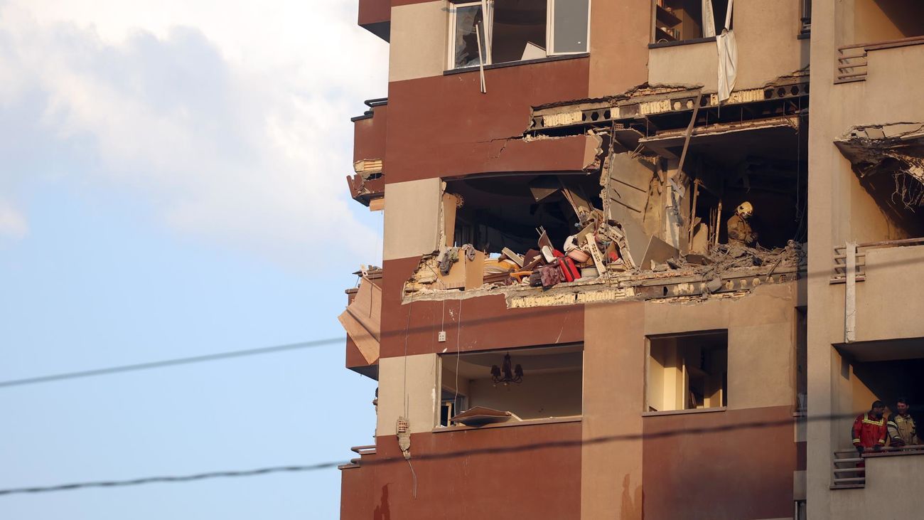 Israel ataca una decena de objetivos nucleares en Irán, incluida la capital