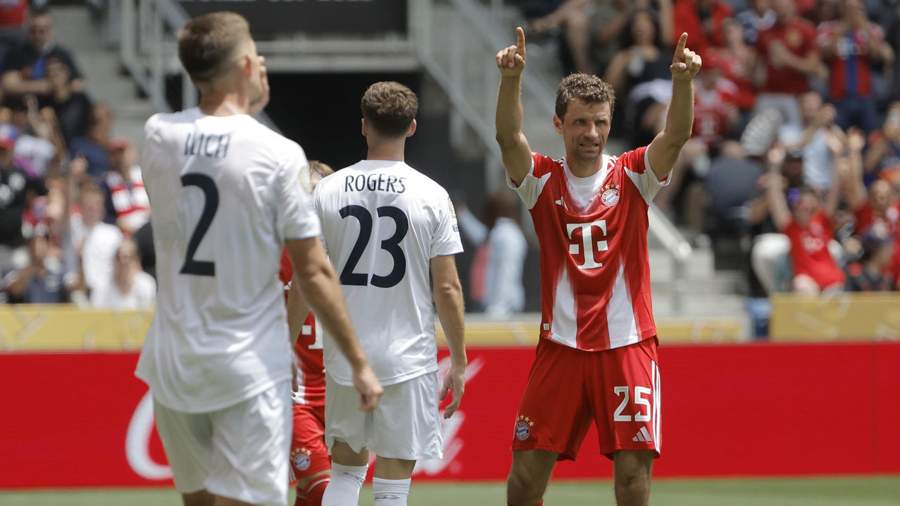Muller ante el Auckland City
