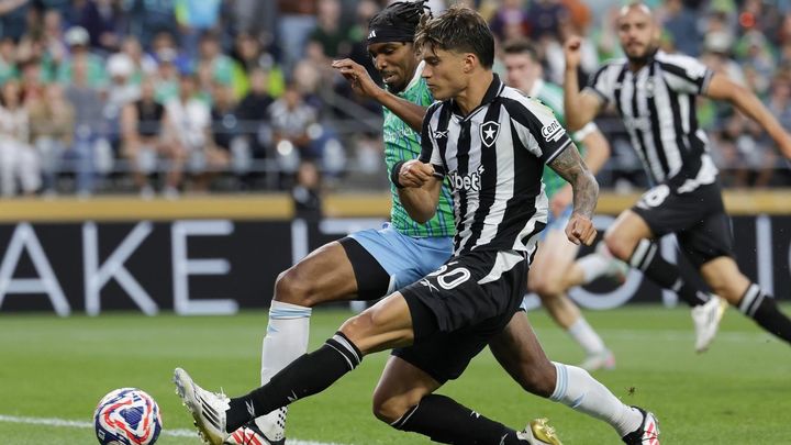 2-1. Botafogo supera a Seattle Sounders