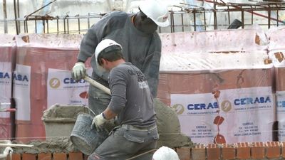 España supera por primera vez los tres millones de afiliados extranjeros a la Seguridad Social