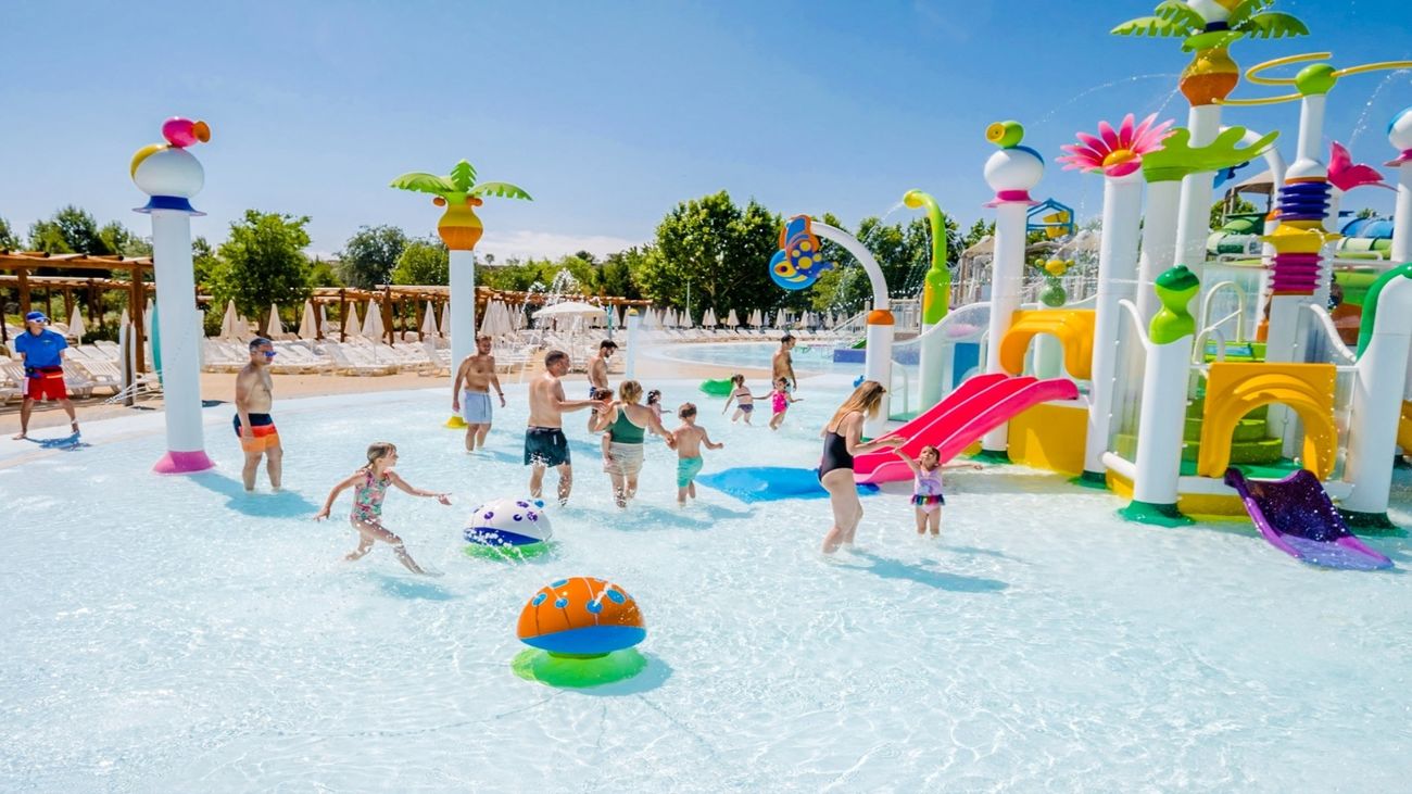 El Parque Warner Beach inaugura su temporada de verano