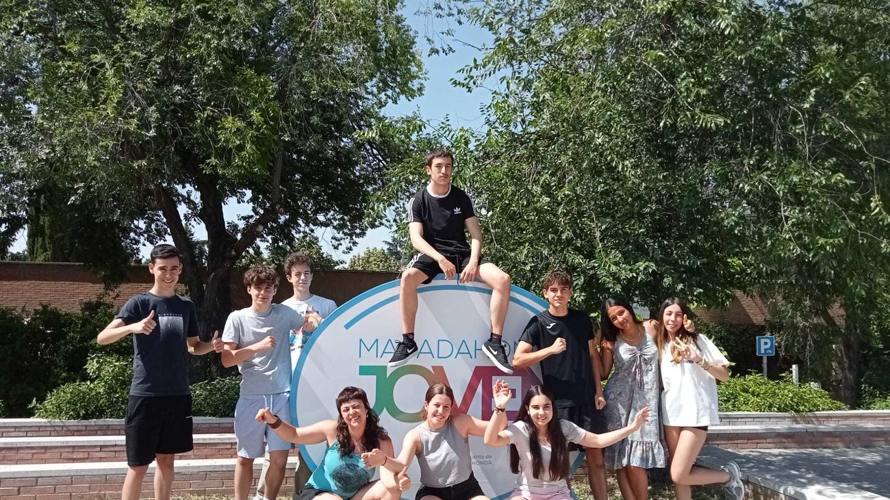 Miembros del grupo que viajará a Polonia  desde Majadahonda