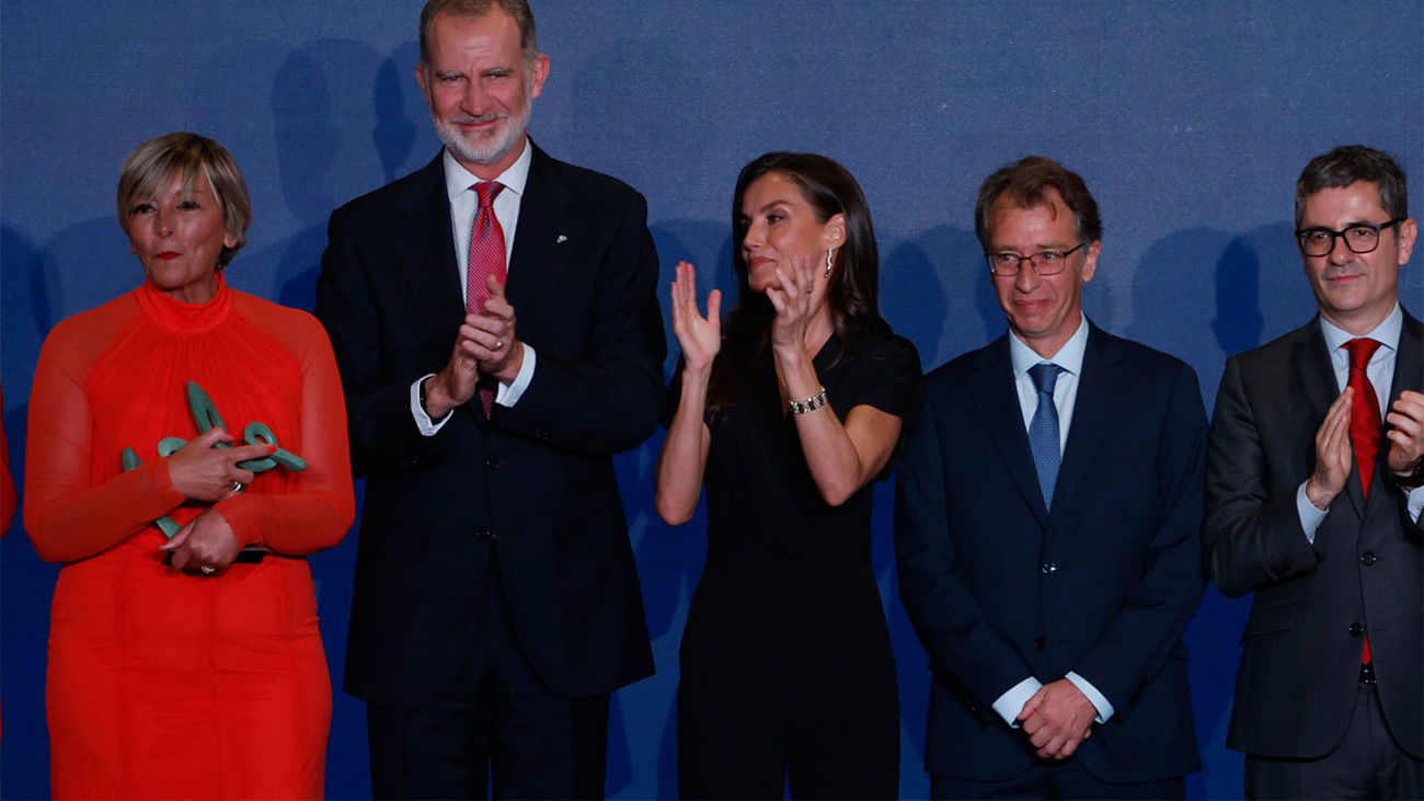 El Rey aboga por un "buen" periodismo que recupere la confianza en los medios