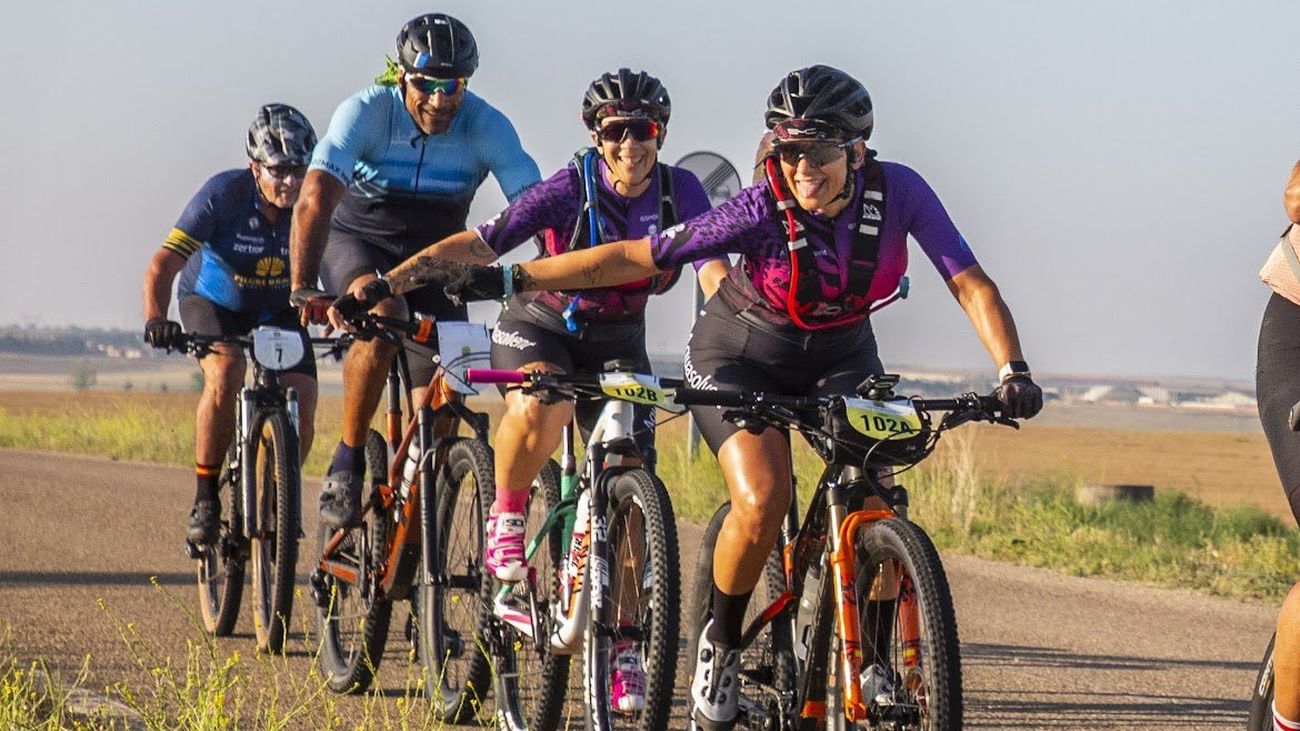 Más de 70 aventureros desafían los 700 km Madrid-Hondarribia en 100 horas