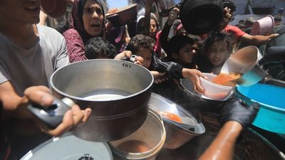 Nuevo ataque israelí a un punto de recogida de alimentos en Gaza