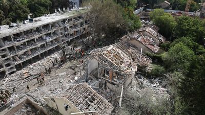 Irán ataca el aeropuerto de Ben Gurion y otros objetivos tras el bombardeo de EEUU