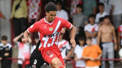 Eto'o tendrá ficha del primer equipo del Rayo Vallecano