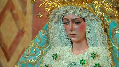 La hermandad de la Macarena pide perdón por el “daño moral y devocional” causado tras la polémica restauración de la Virgen