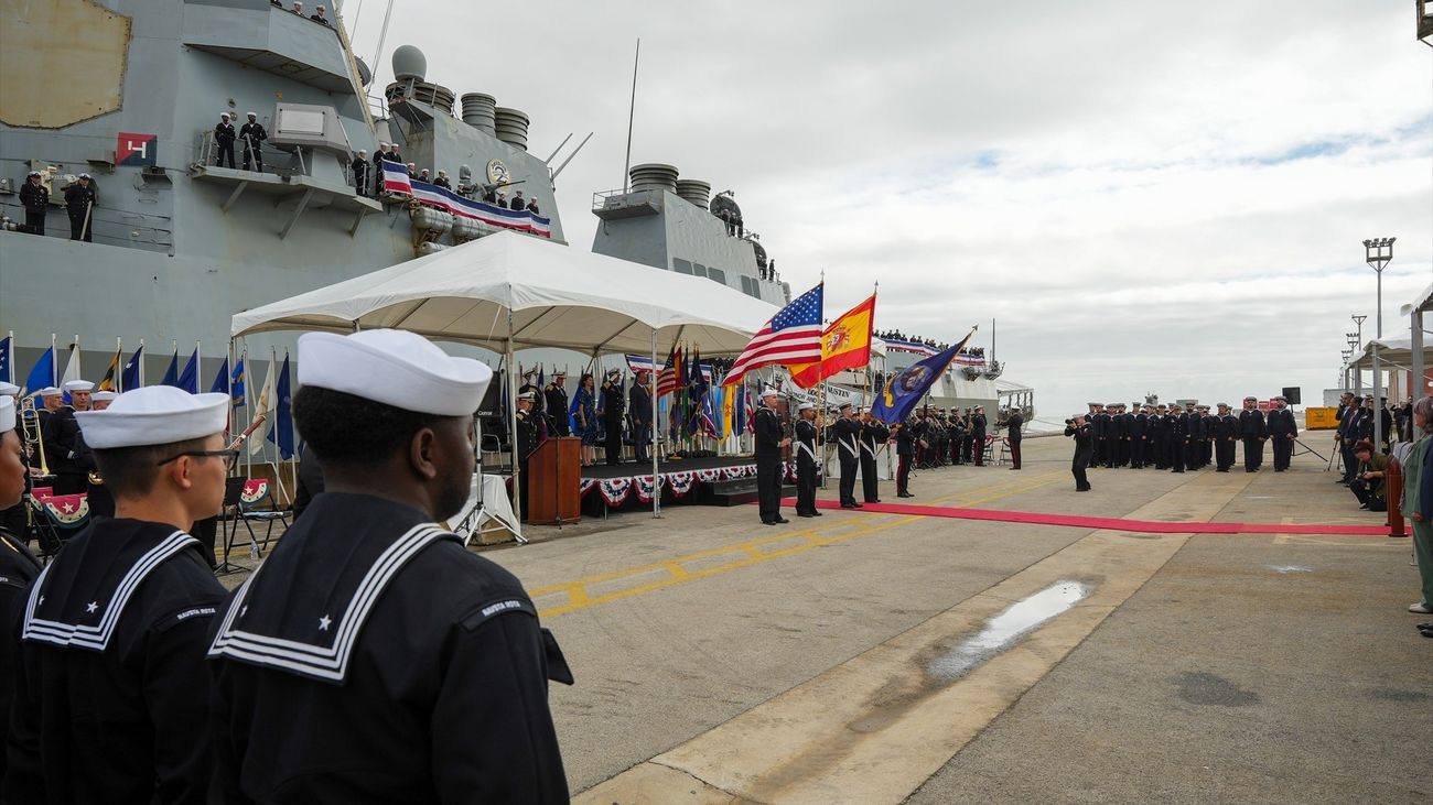 Llegada de un buque de EEUU a la Base Naval de Rota en 2024