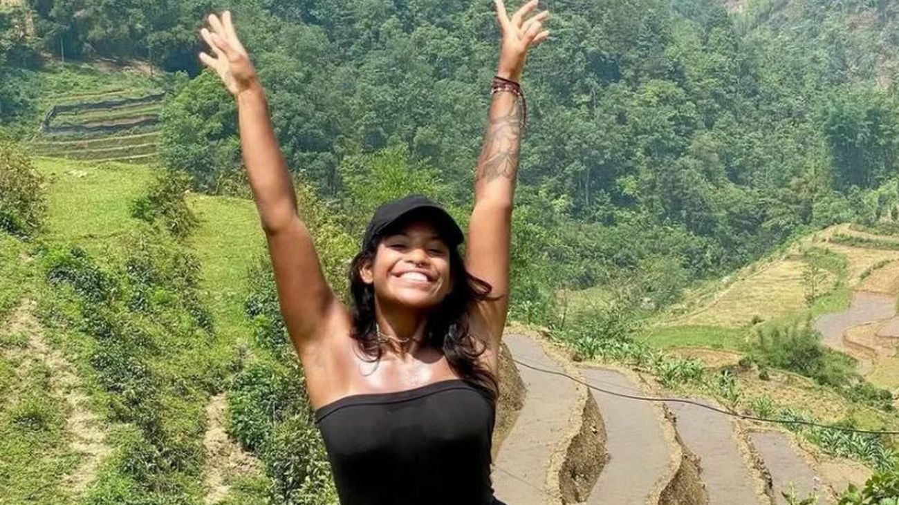 Hallan sin vida a la turista brasileña que cayó en un volcán en Indonesia